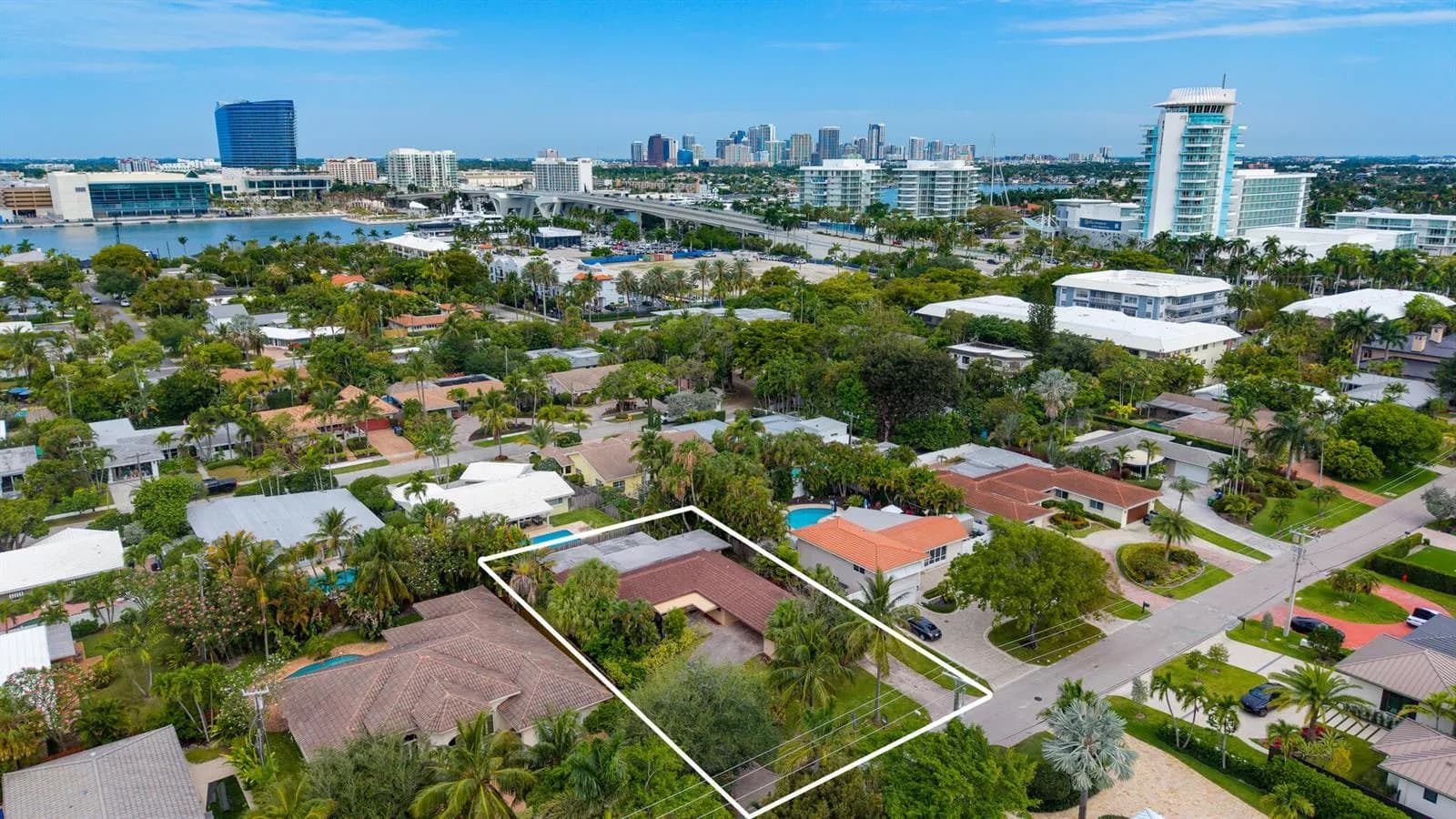 1817 SE 25 Avenue, Fort Lauderdale FL 33316