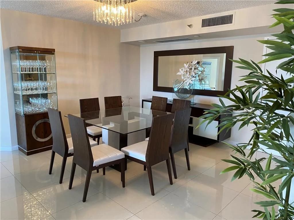 3500 Mystic Pointe Drive # 2607, Aventura FL 33180