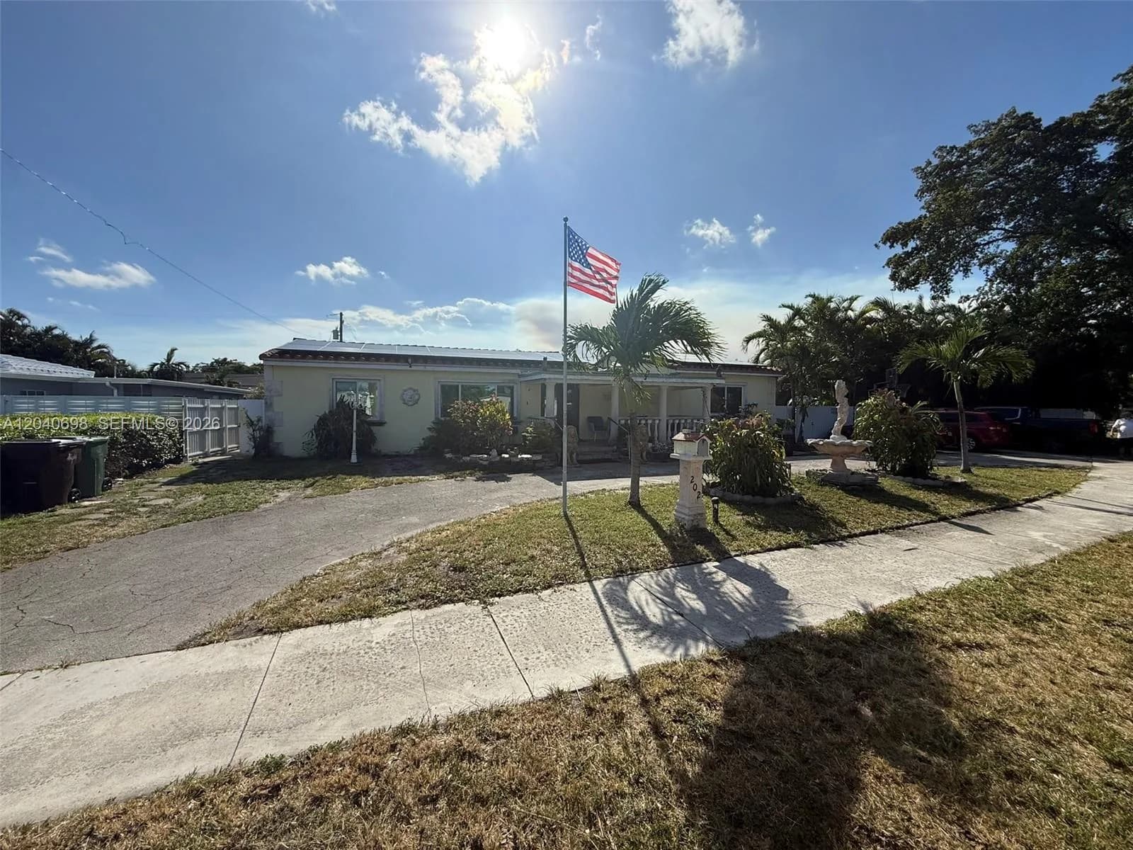 202 To To Lo Chee Dr, Hialeah, FL 33010