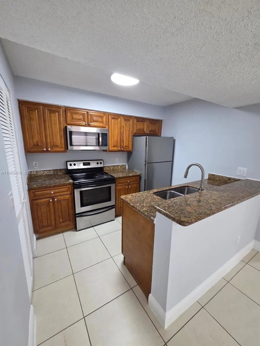 1241 SW 46th Ave # 1006, Pompano Beach, FL 33069