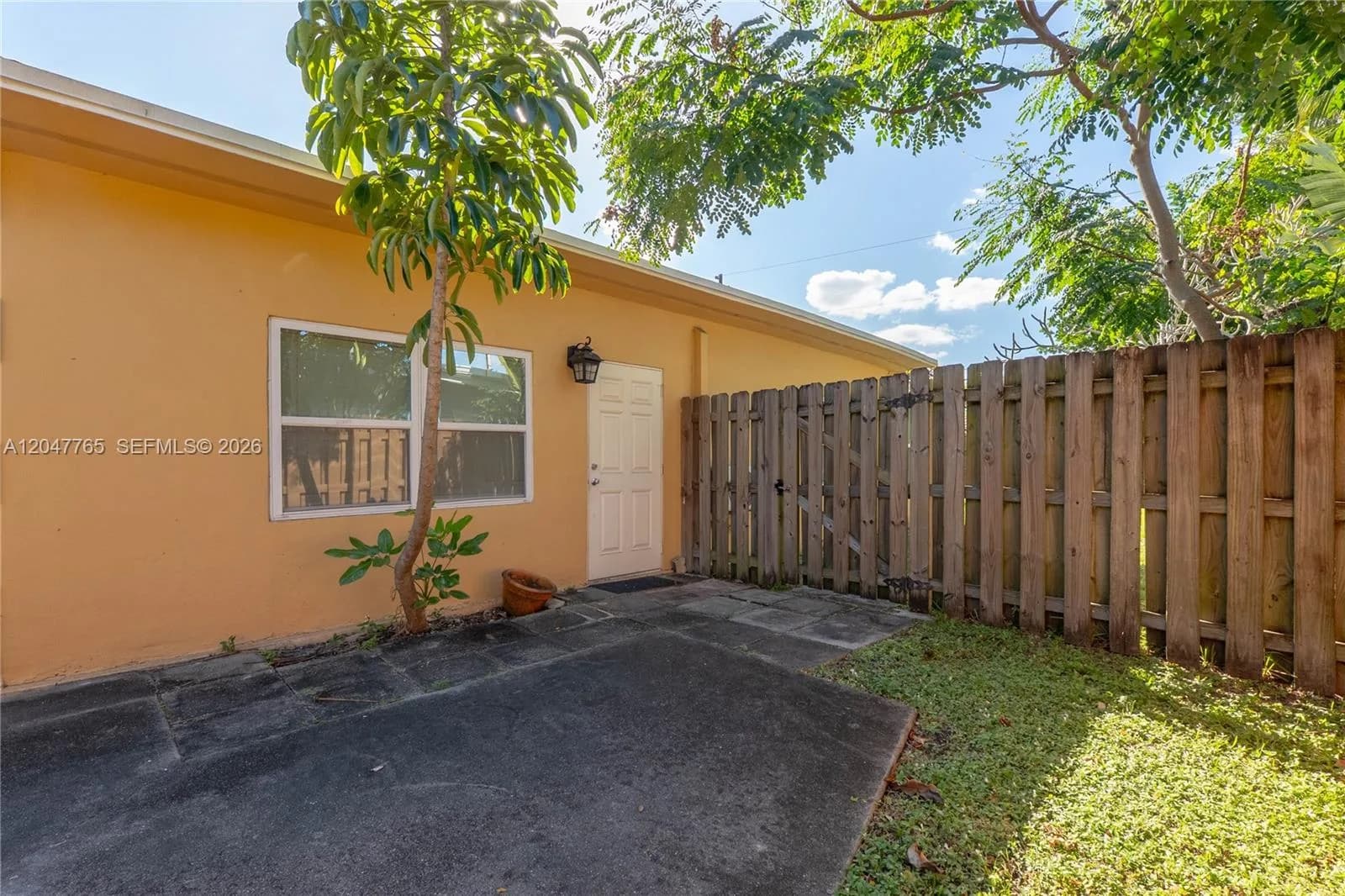 2621 SW 12th Ter # B, Fort Lauderdale, FL 33315