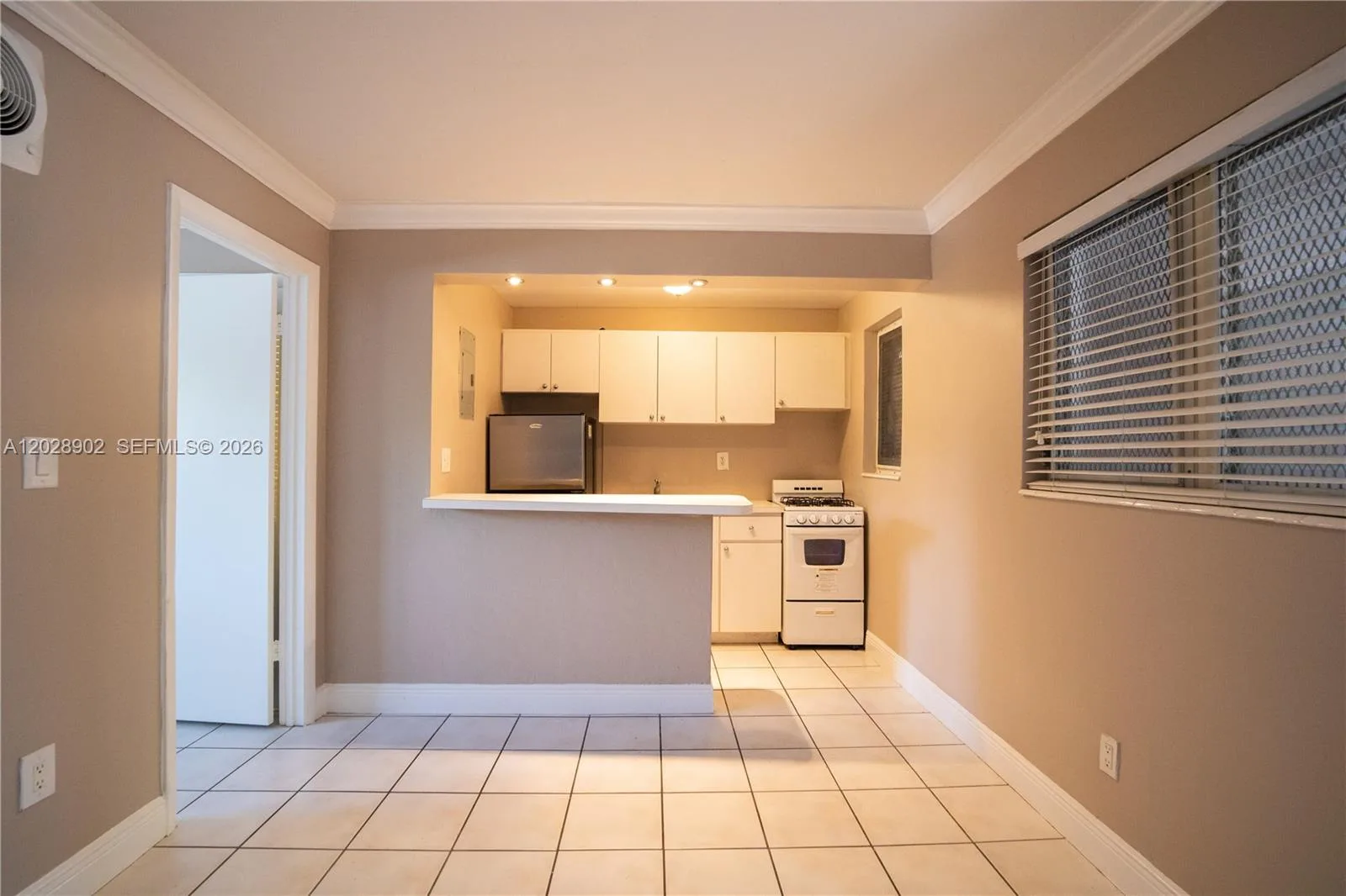1014 Salzedo St # 101, Coral Gables FL 33134