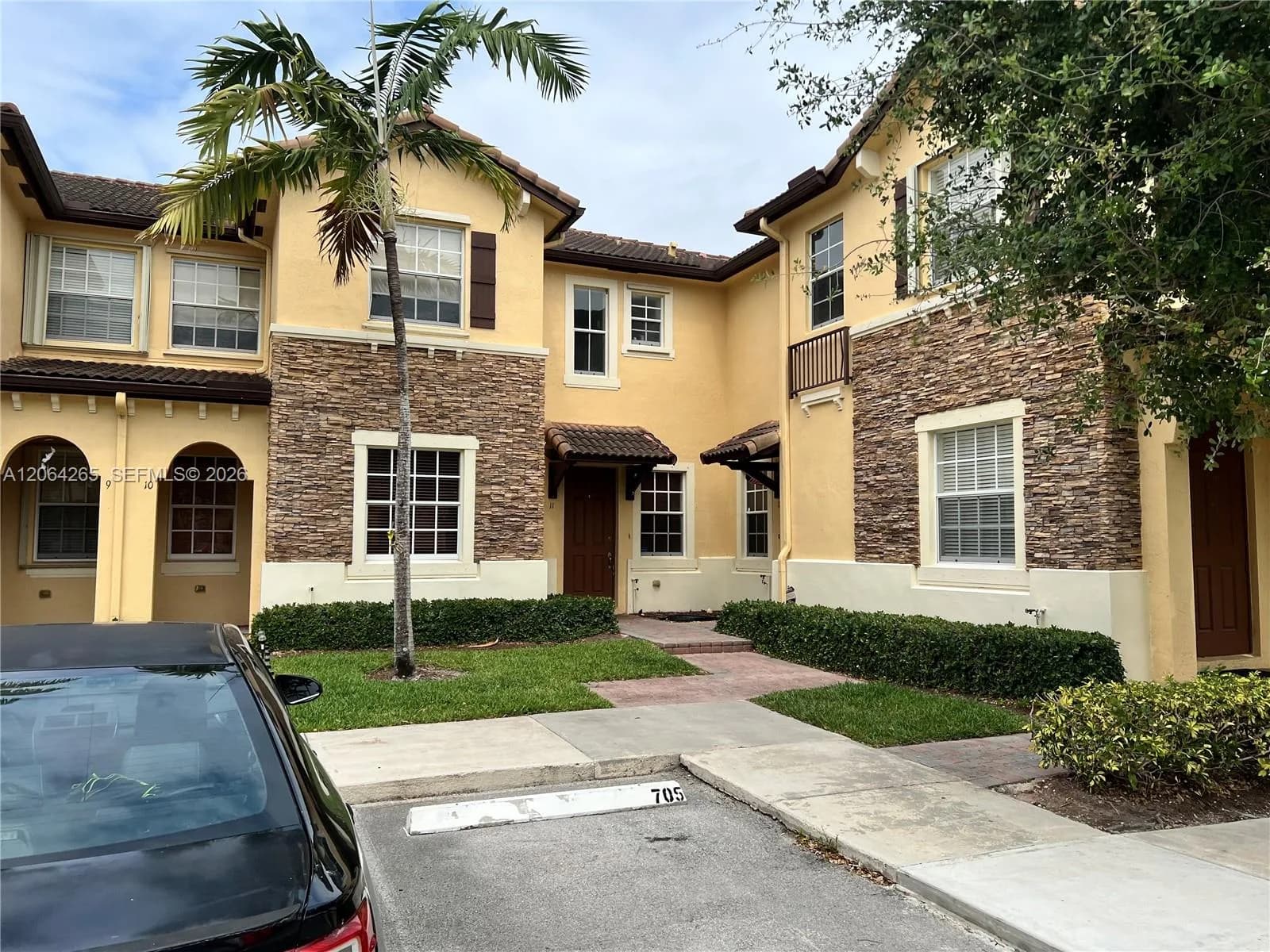 9217 SW 227th St # 12, Cutler Bay, FL 33190