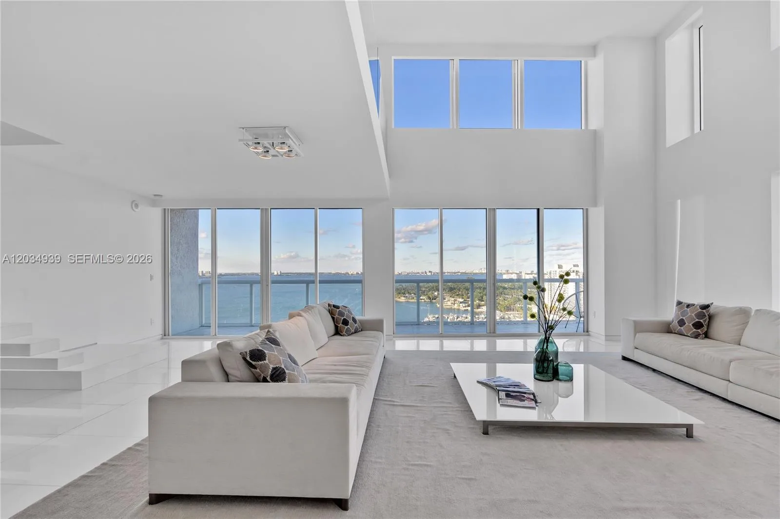 10 Venetian Way # PH04, Miami Beach, FL 33139