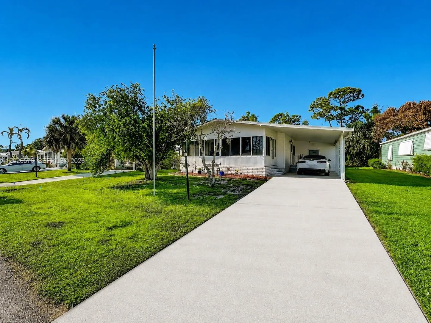 8227 Cinnamon Ln, Port St. Lucie FL 34952