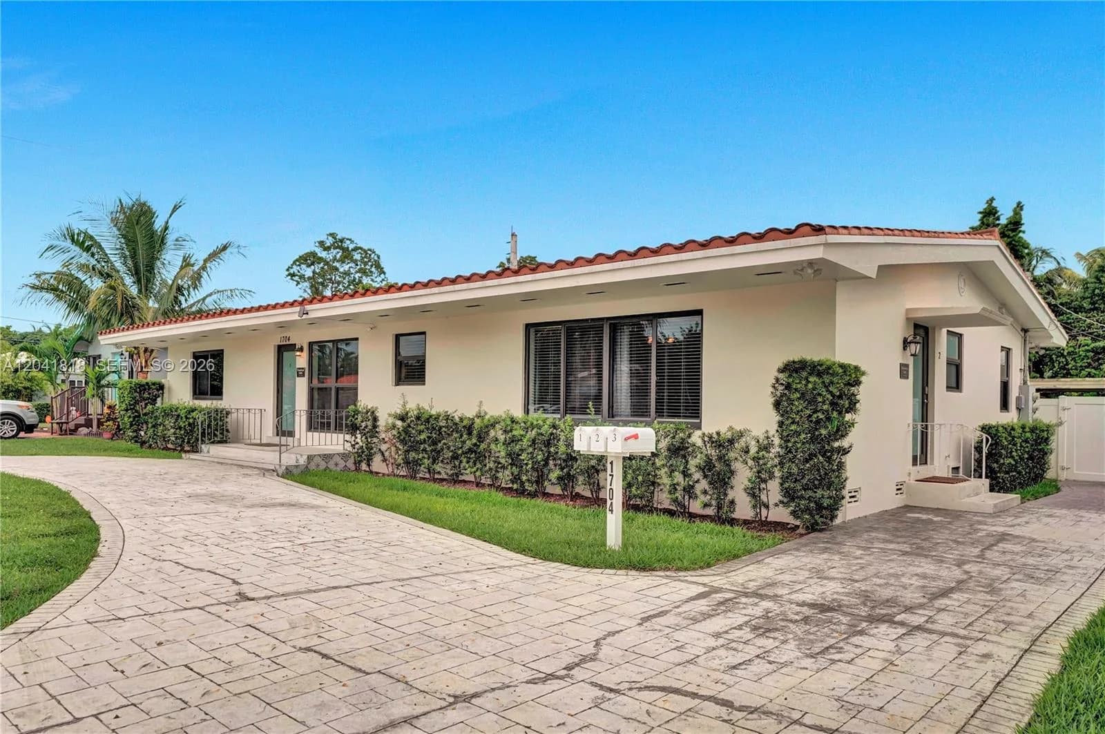 1704 Rodman St, Hollywood FL 33020