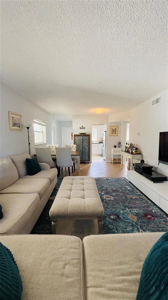 4200 Crystal Lake Drive # 210, Pompano Beach, FL 33064