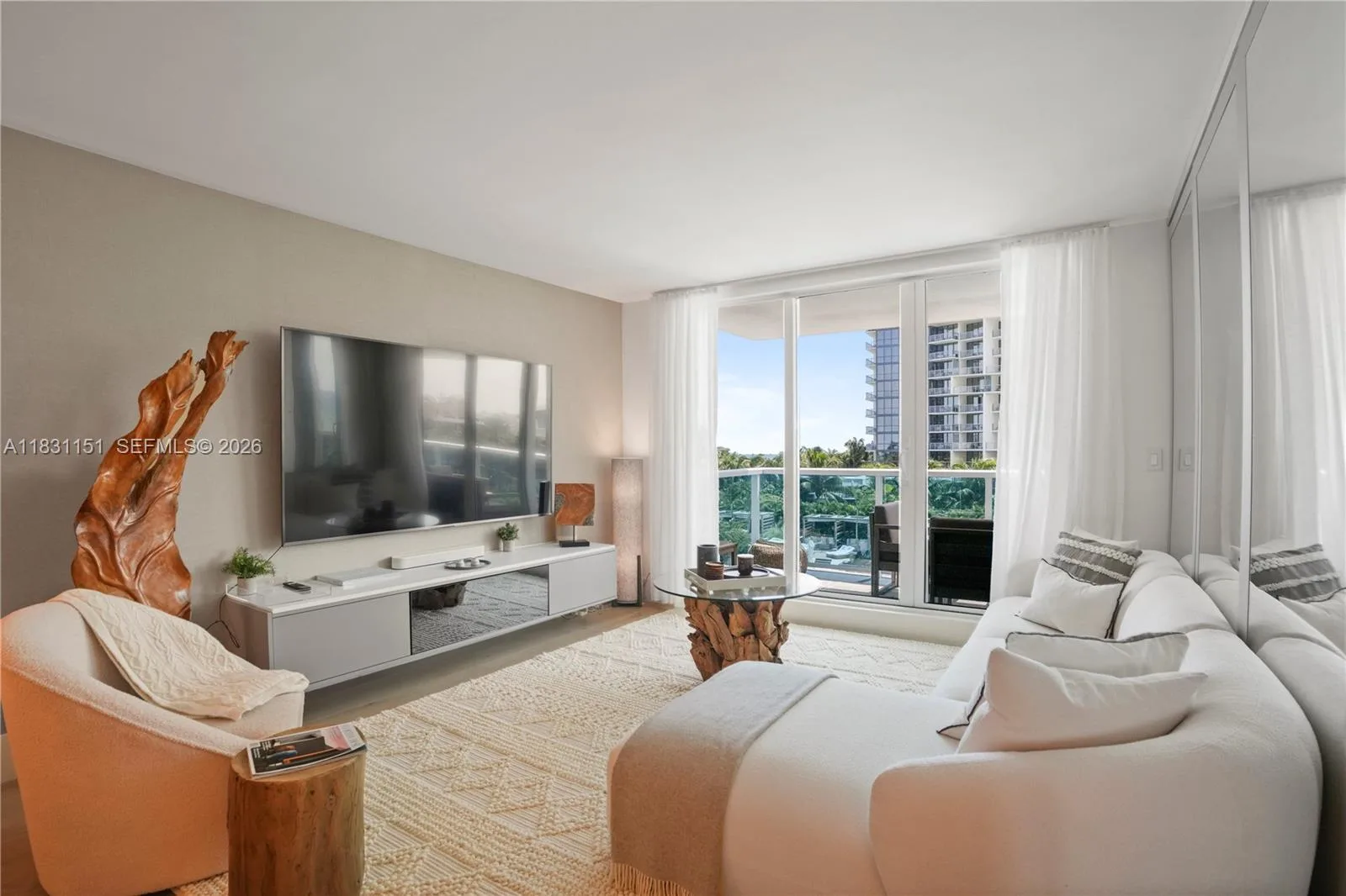 2301 Collins Ave # 407, Miami Beach FL 33139