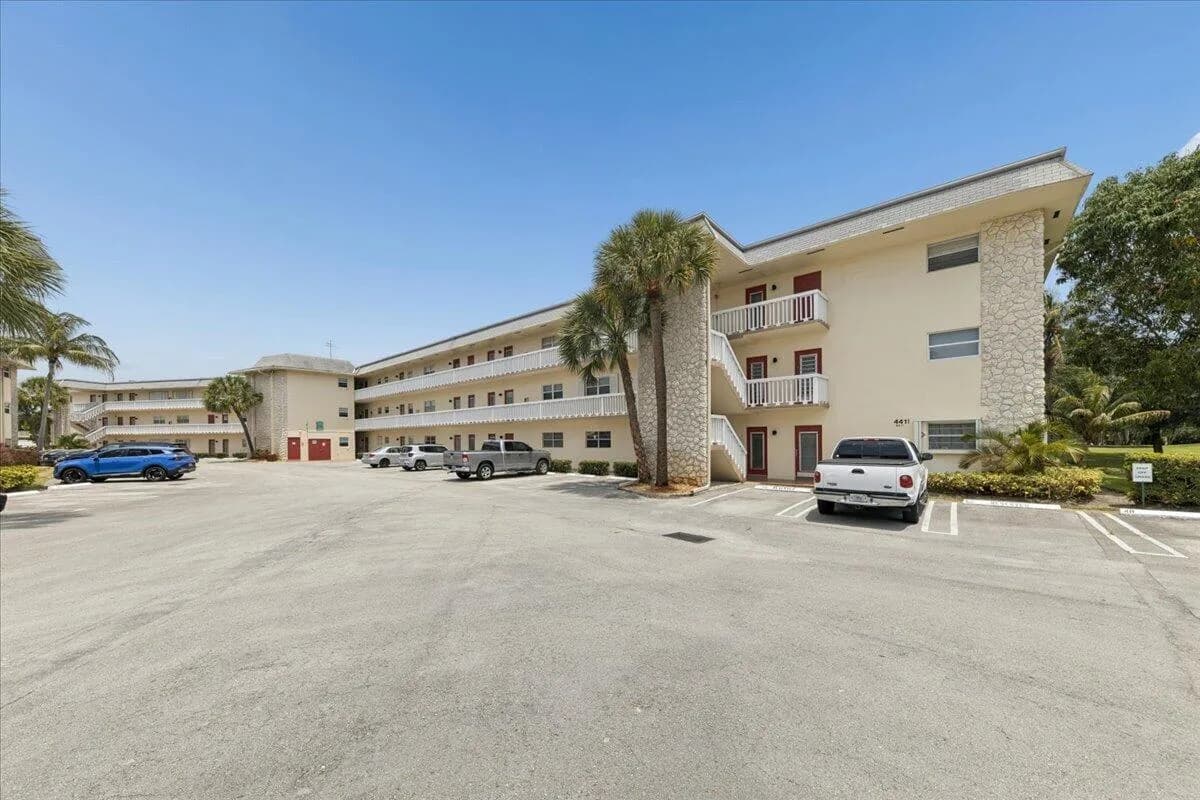 4411 NW 16th Street # Apt 206, Lauderhill FL 33313