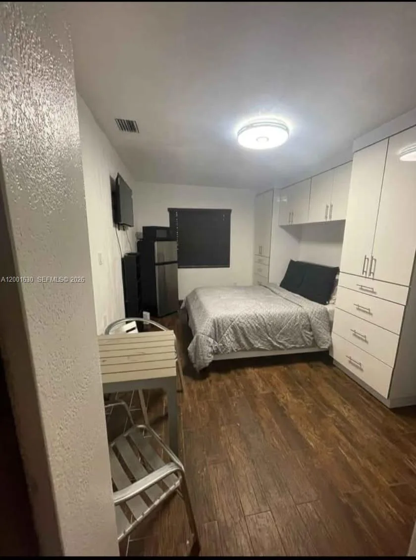 315 NW 59th St # 1, Miami, FL 33127