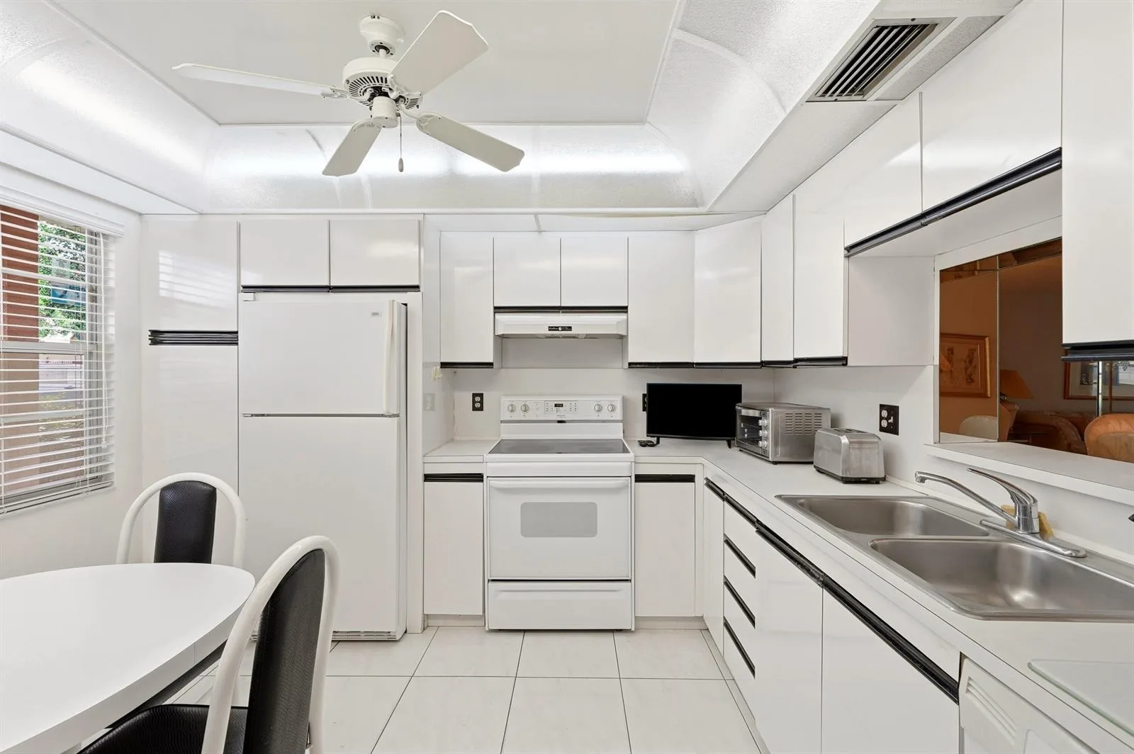 2302 Lucaya Lane # E1, Coconut Creek FL 33066