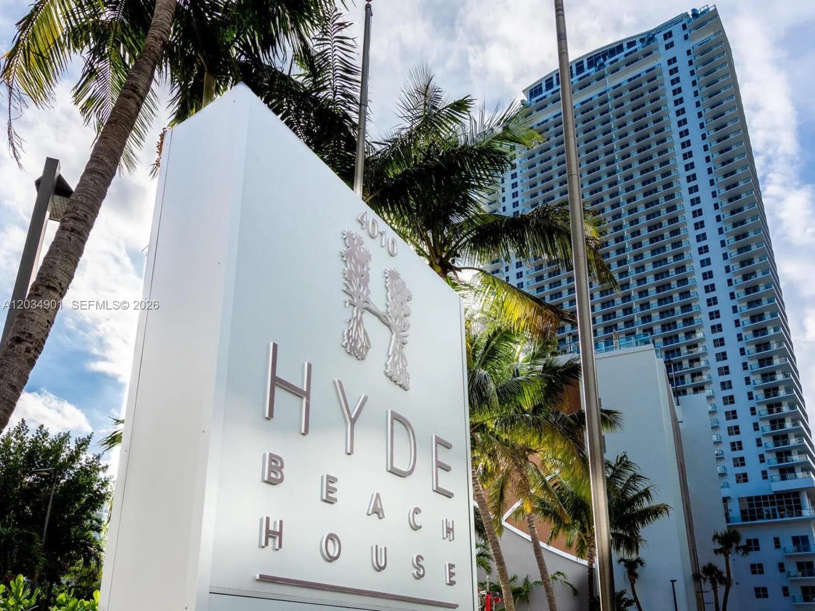 4010 S Ocean Dr # T3705, Hollywood FL 33019