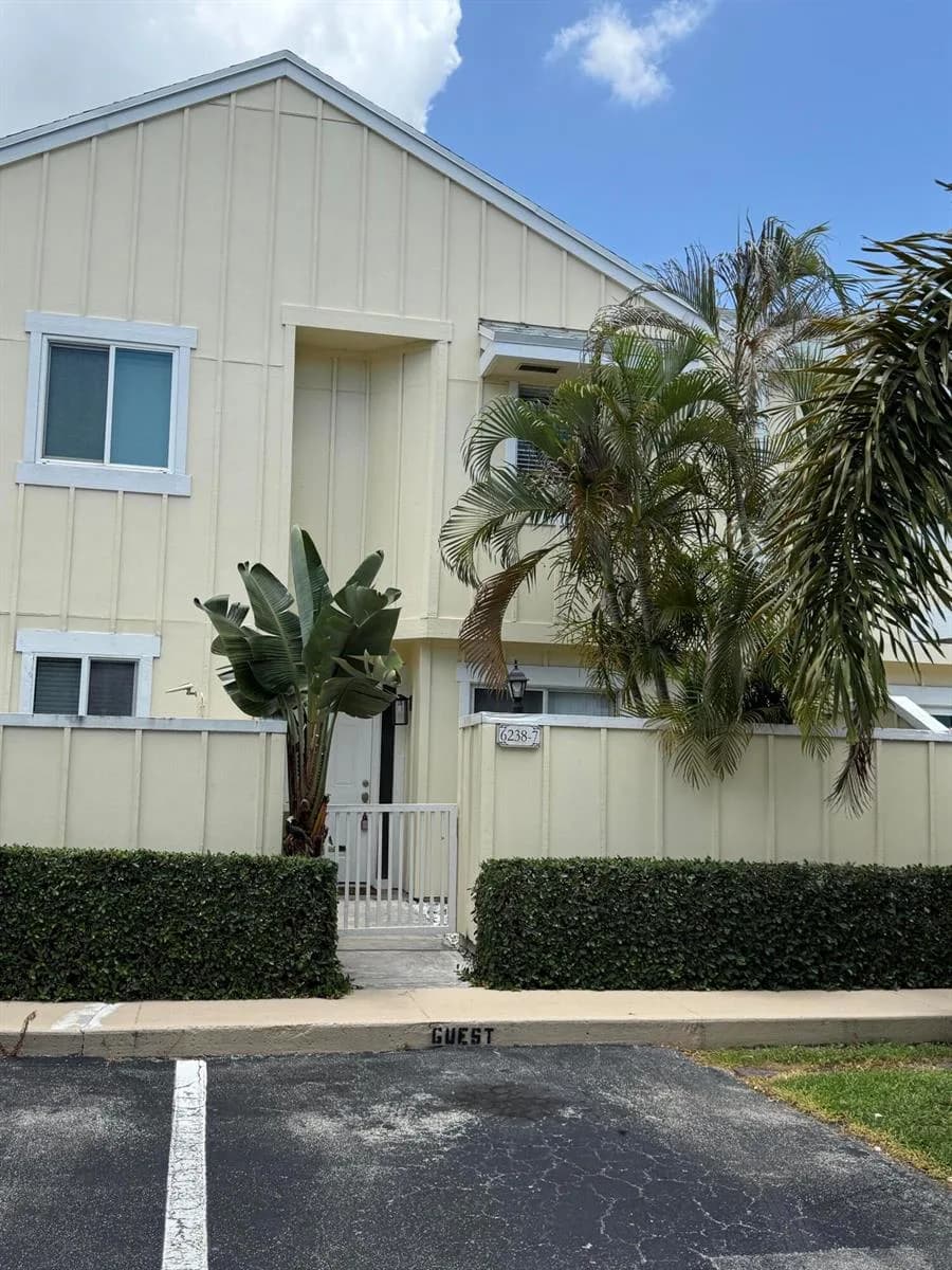 6238 Riverwalk Lane # 7, Jupiter FL 33458