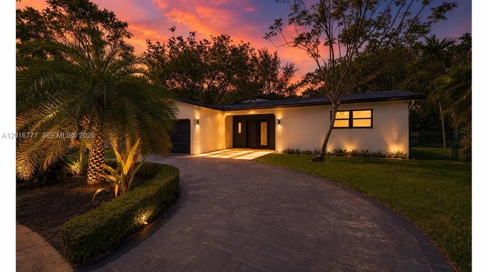 3411 Thomas St, Hollywood FL 33021