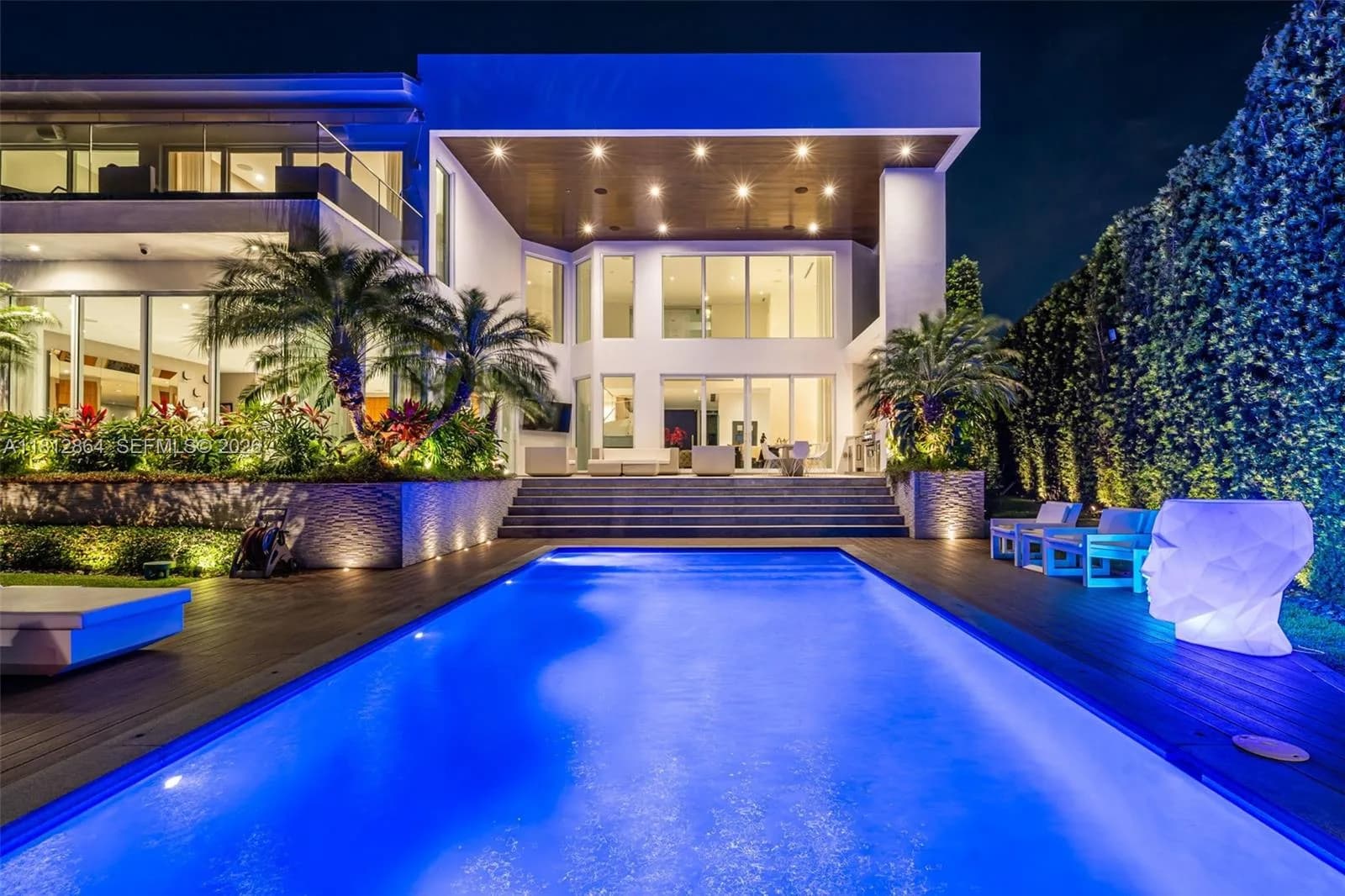 420 Island Dr, Key Biscayne FL 33149