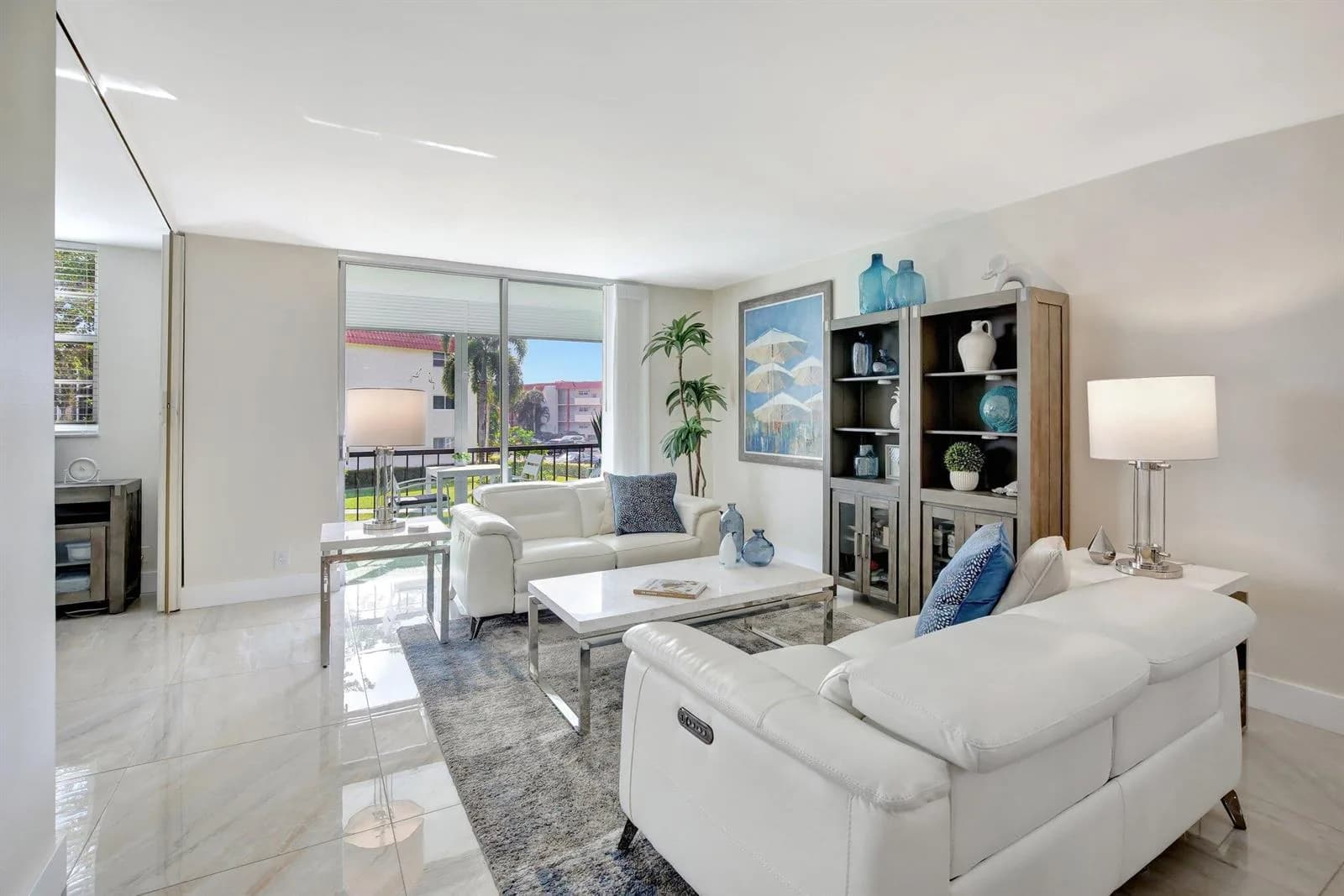 9720 S Hollybrook Lake Drive # 204, Pembroke Pines FL 33025