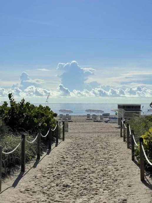 335 Ocean Dr # 214, Miami Beach FL 33139