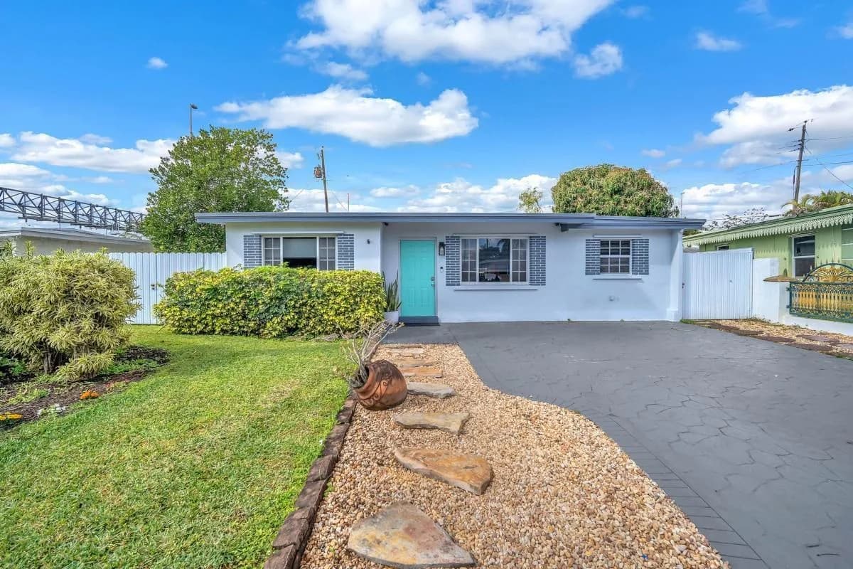 404 S 62nd Terrace, Hollywood FL 33023