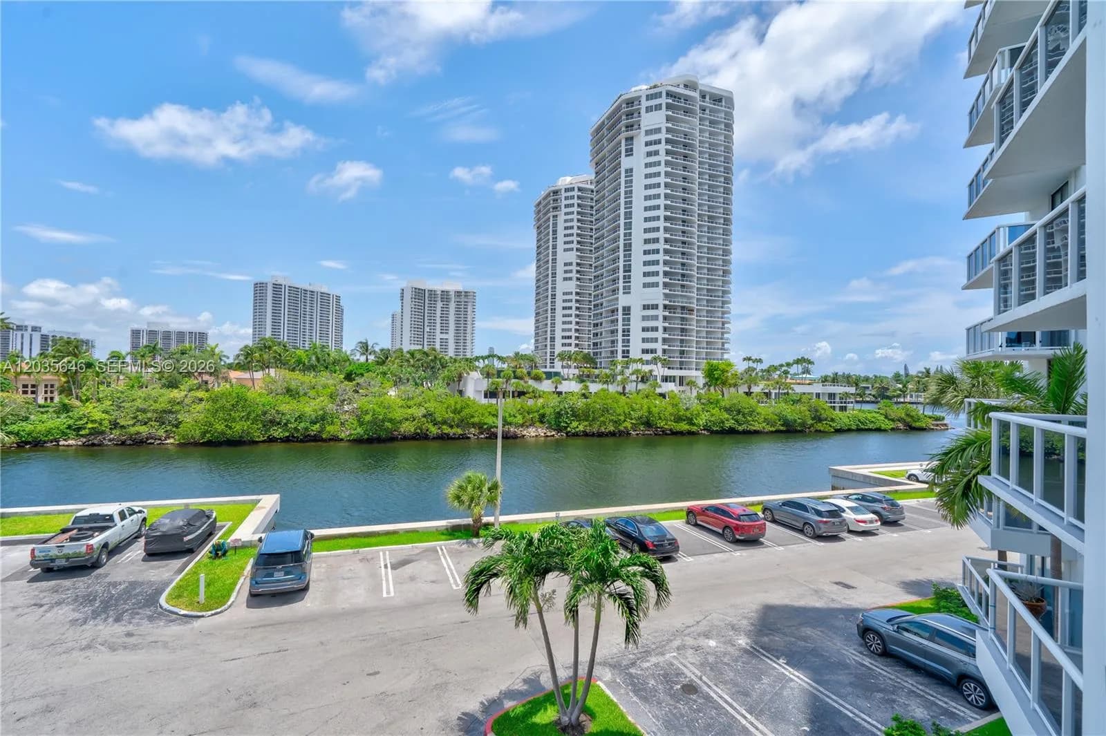 20505 E Country Club Dr # 331, Aventura FL 33180