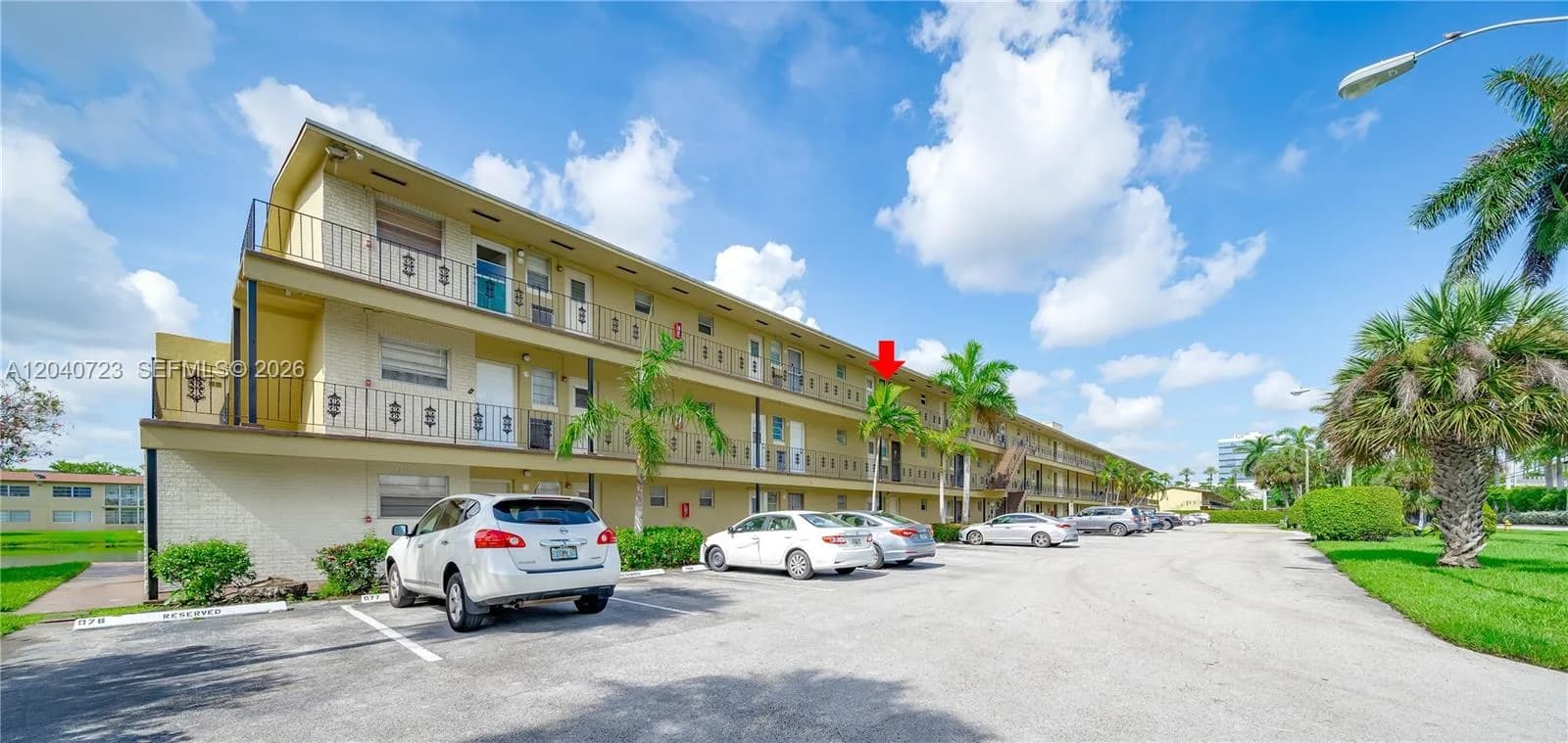 2880 NE 203rd St # 34B, Aventura FL 33180