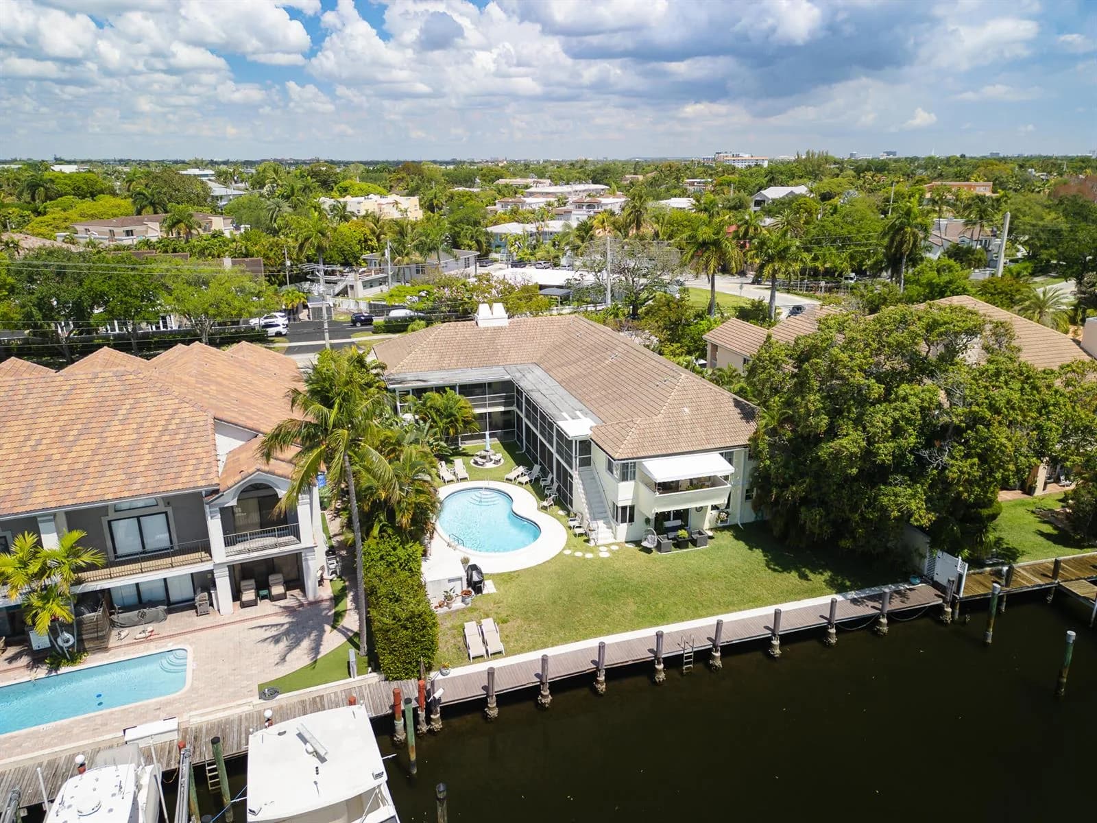 1308 Bayview Drive # 1c, Fort Lauderdale, FL 33304