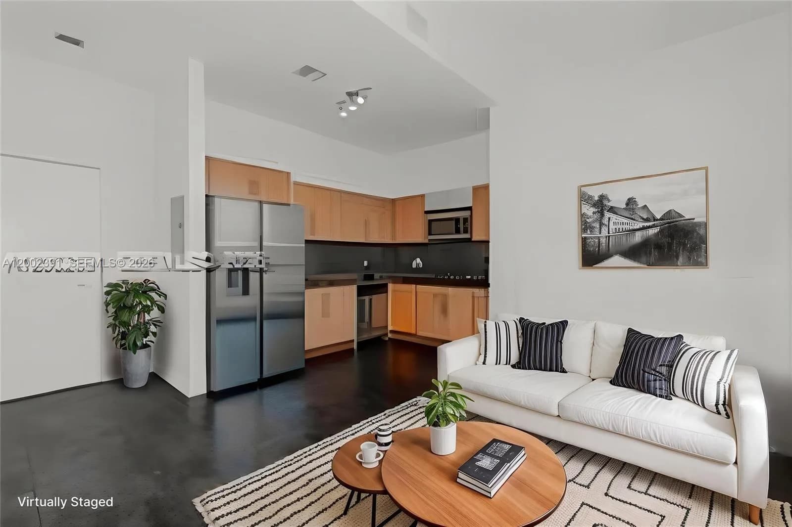 300 S Biscayne Blvd # PH-3903, Miami, FL 33131