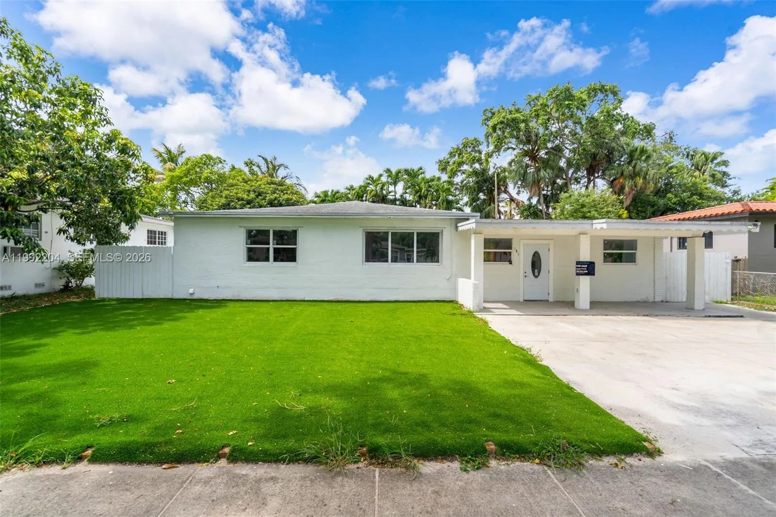 181 NE 121st St, North Miami, FL 33161