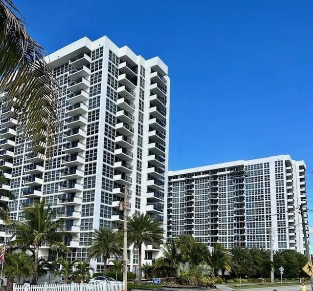 531 N Ocean Boulevard # 1808, Pompano Beach, FL 33062
