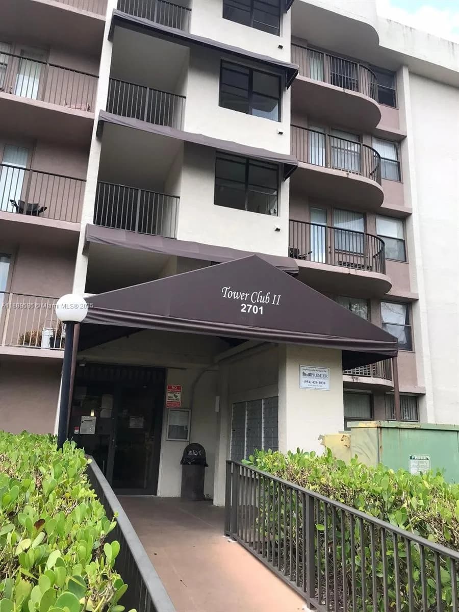 2701 Riverside Dr # 515-B, Coral Springs FL 33065