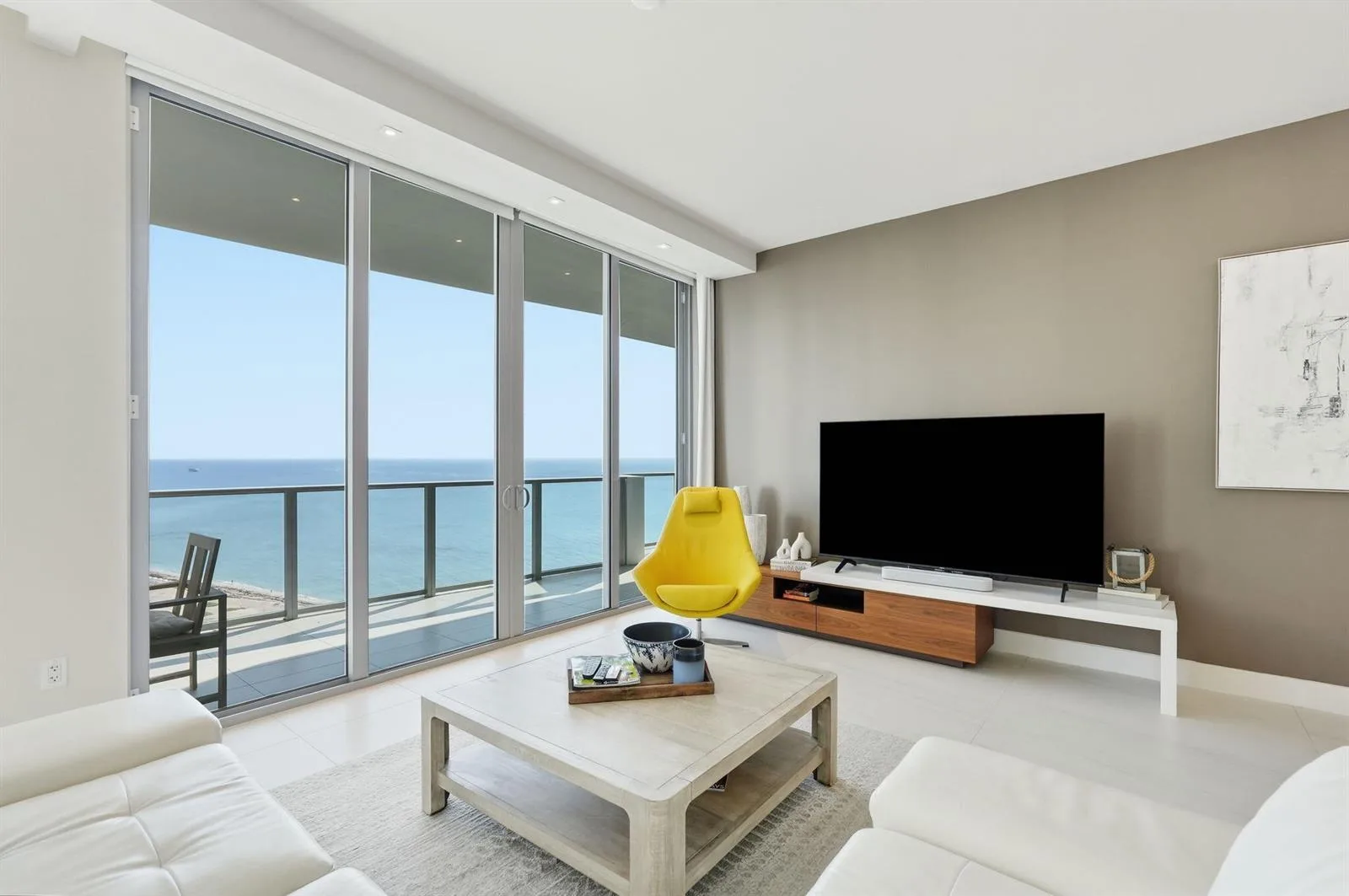 3100 N Ocean Drive # 1701, Riviera Beach FL 33404