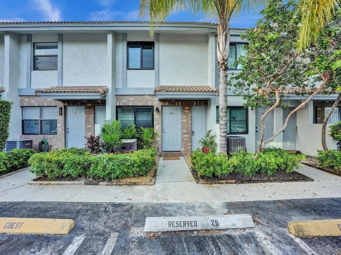 9845 RIVERSIDE Drive # 8-28, Coral Springs, FL 33071