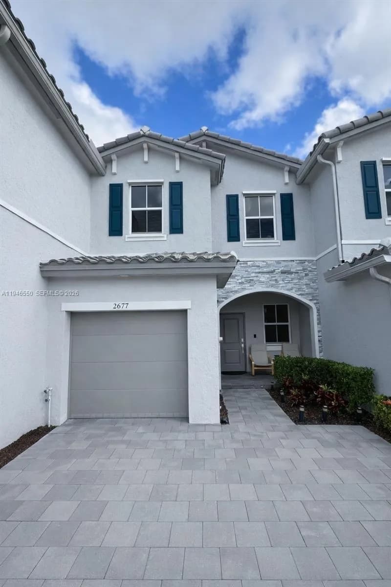 2677 SE 13th Ct, Homestead FL 33035