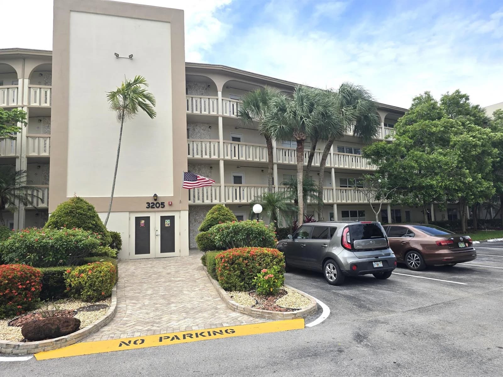 3205 Portofino Point # K1, Coconut Creek FL 33066