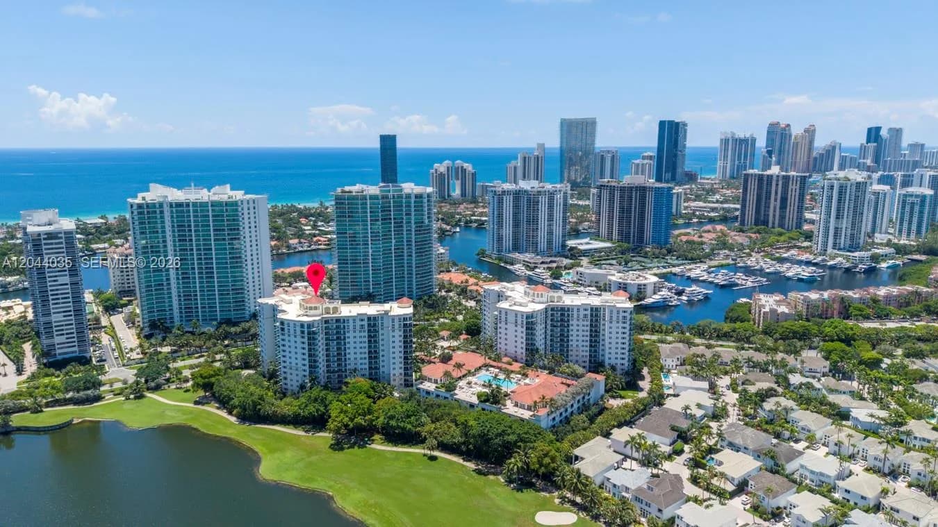 20000 E Country Club Dr # 108, Aventura, FL 33180