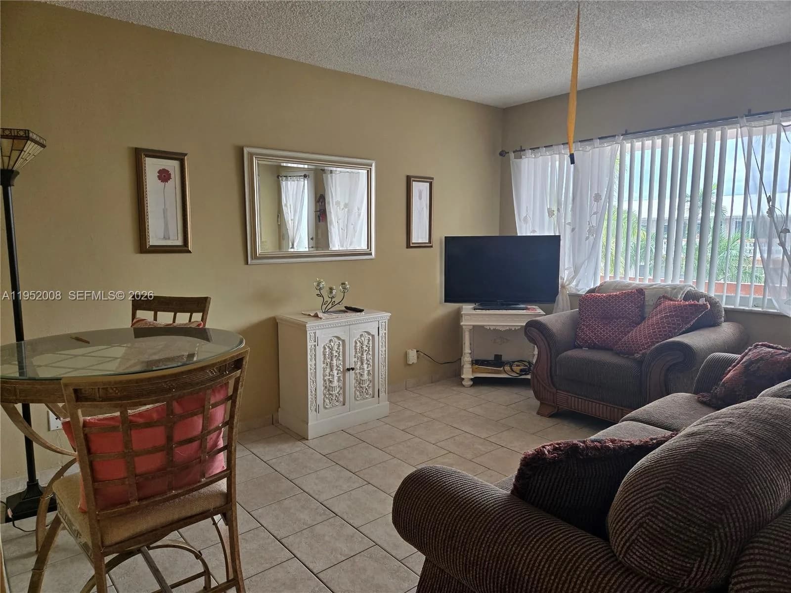 900 SW 11th Ave # 12A, Hallandale Beach, FL 33009