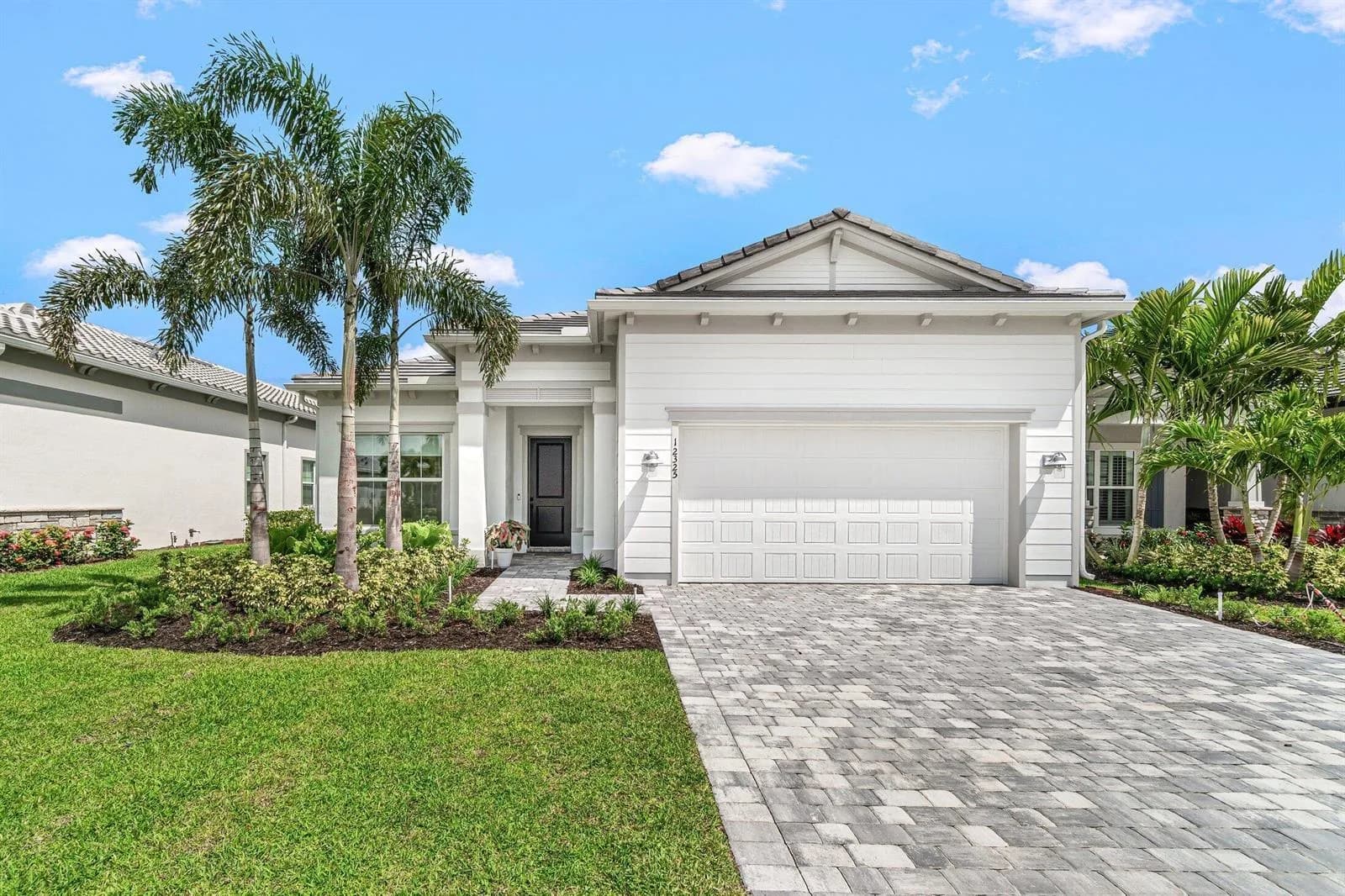 12325 Frontline Lane, Palm Beach Gardens FL 33412