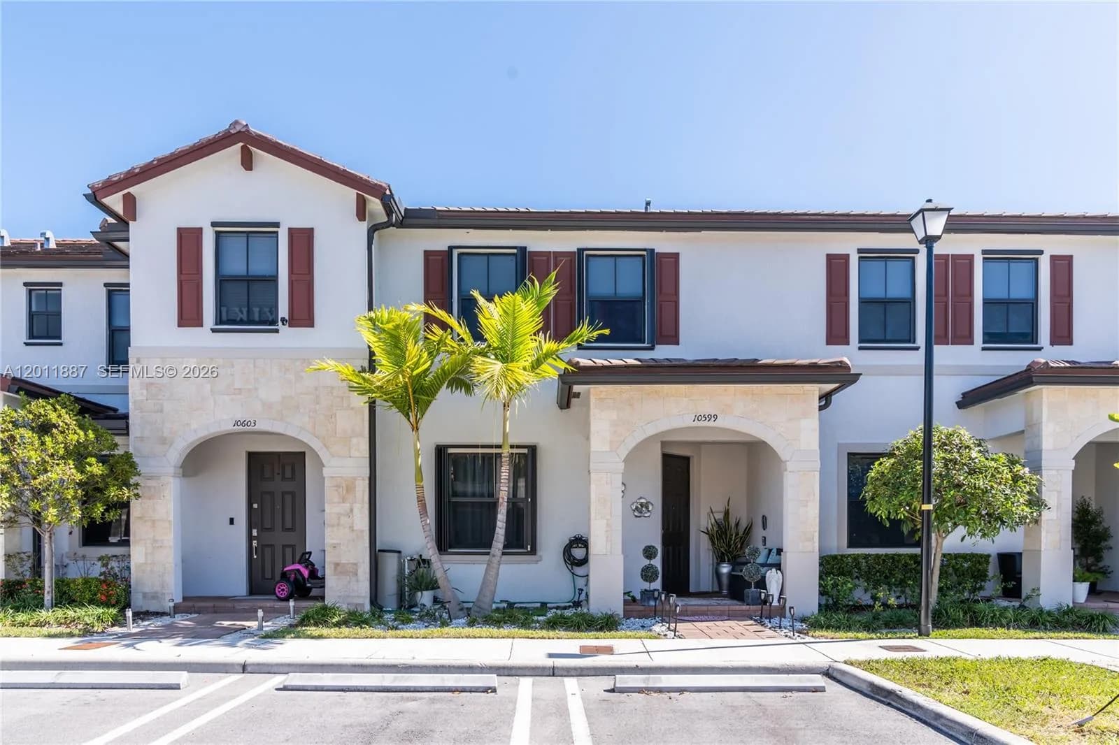 10599 W 33rd Ct, Hialeah FL 33018