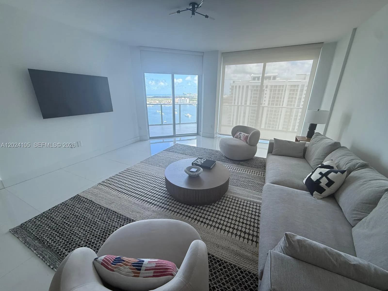 17301 Biscayne Blvd # 2305, North Miami Beach FL 33160