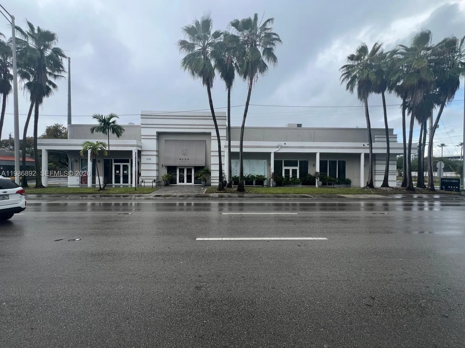 13750 Biscayne Blvd, North Miami Beach FL 33181