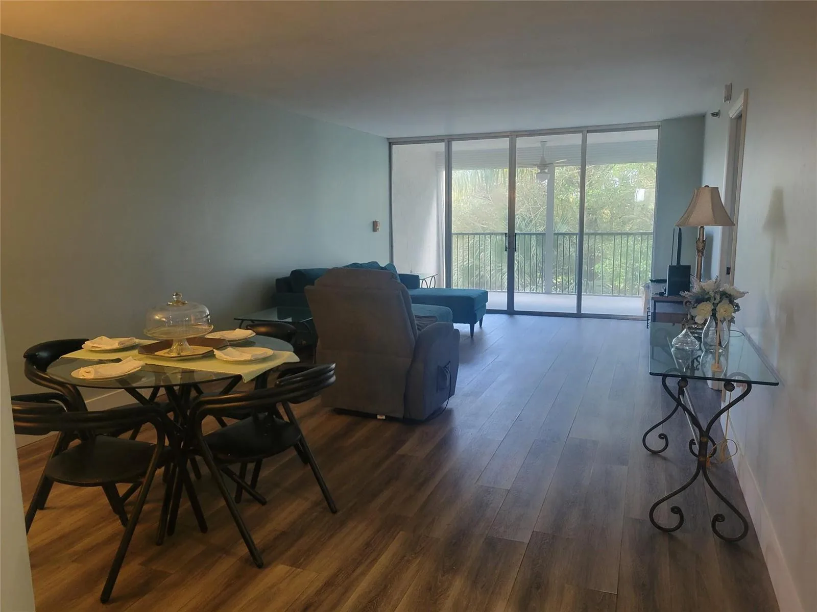 3940 Inverrary Boulevard # 407-a, Lauderhill FL 33319