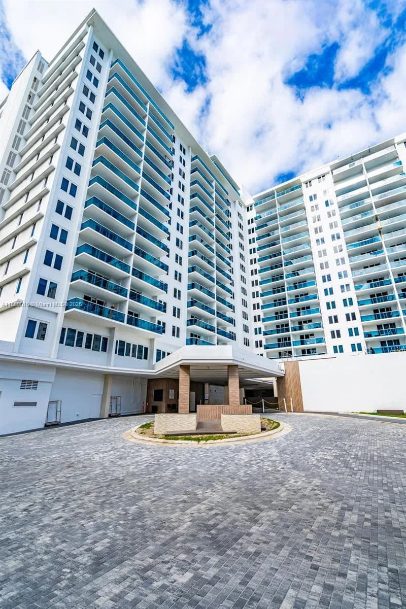 2301 Collins Ave # 325, Miami Beach FL 33139