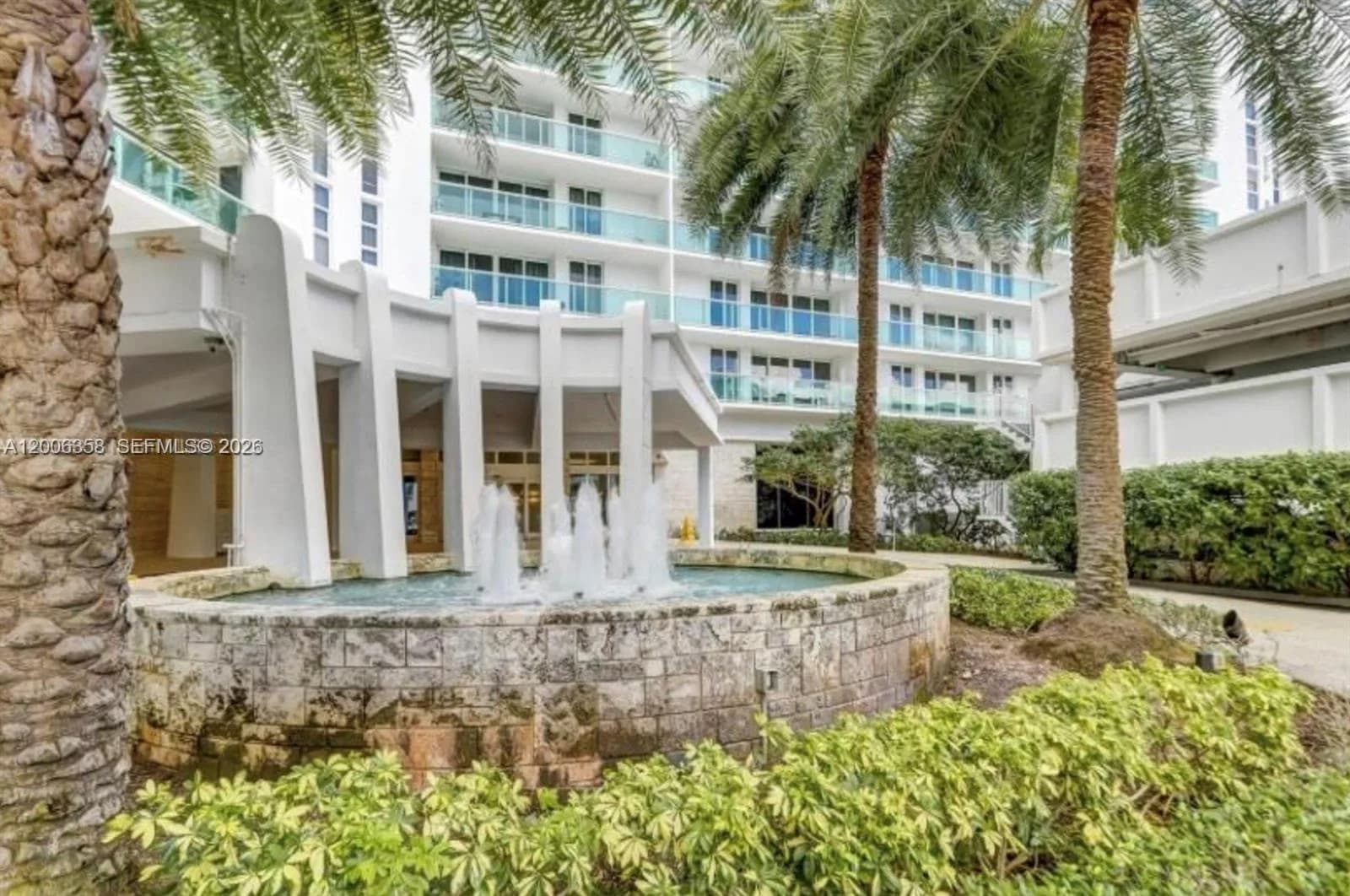 100 bayview dr # PH31, Sunny Isles Beach FL 33160