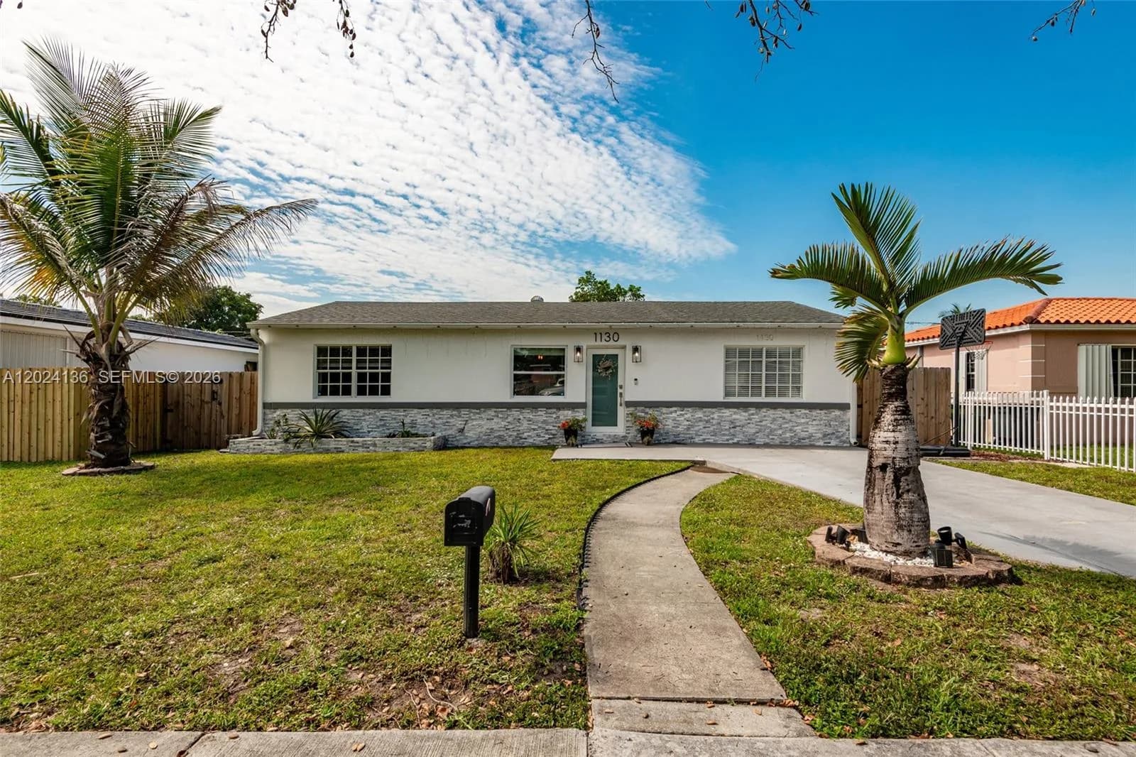 1130 NE 143rd St, North Miami, FL 33161