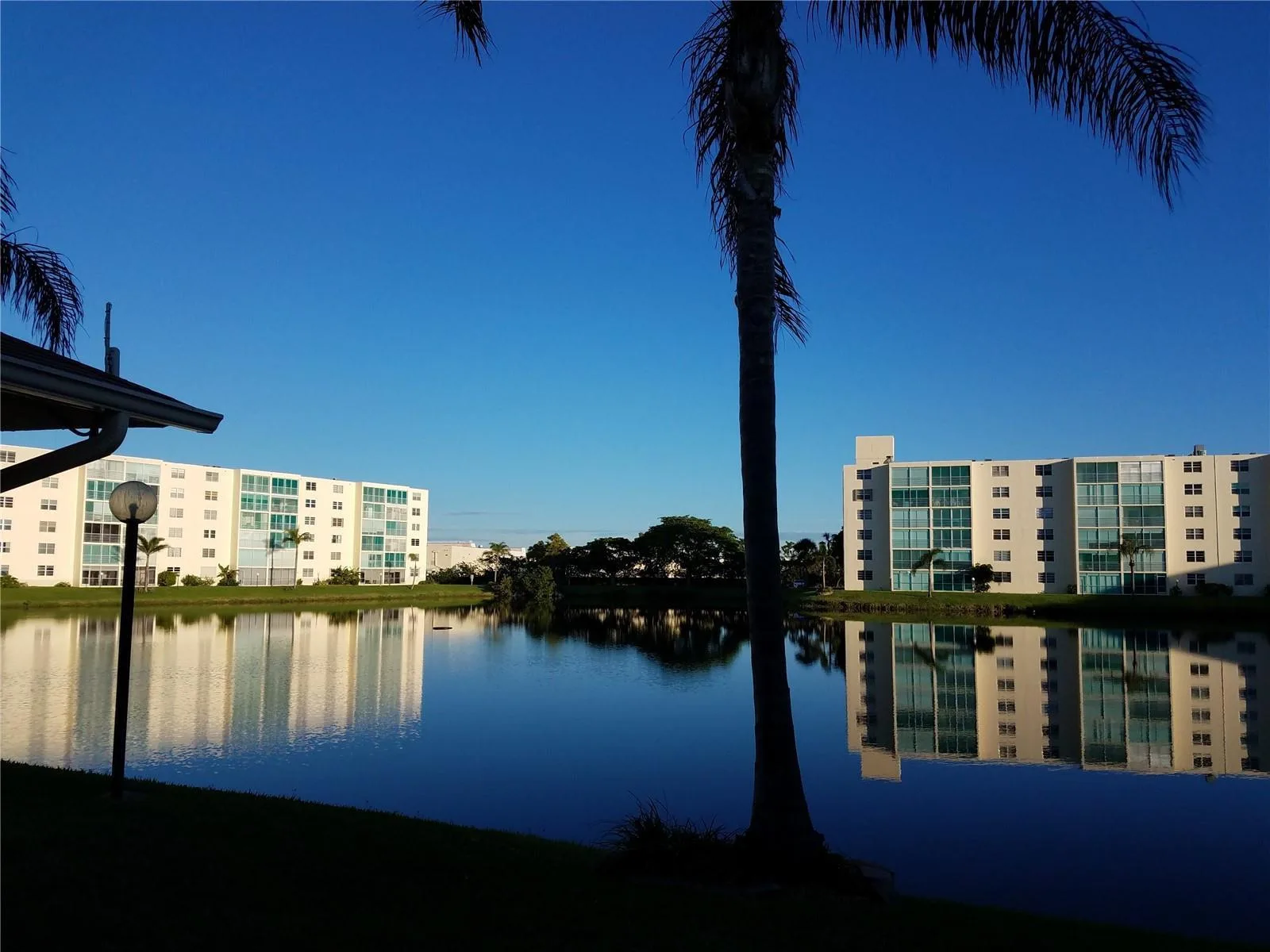 121 SE 3rd Avenue # 106, Dania Beach FL 33004