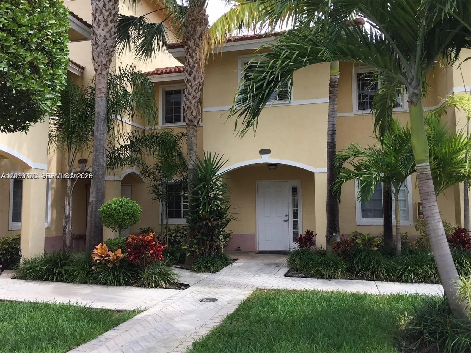 2066 NE 167th St # 3-108, North Miami Beach FL 33162