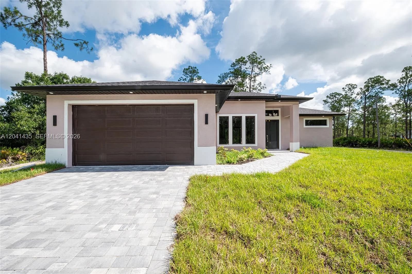 3207 E 10th ST, Lehigh Acres, FL 33972