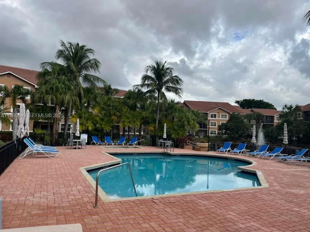 8821 Wiles Rd # 102, Coral Springs FL 33067