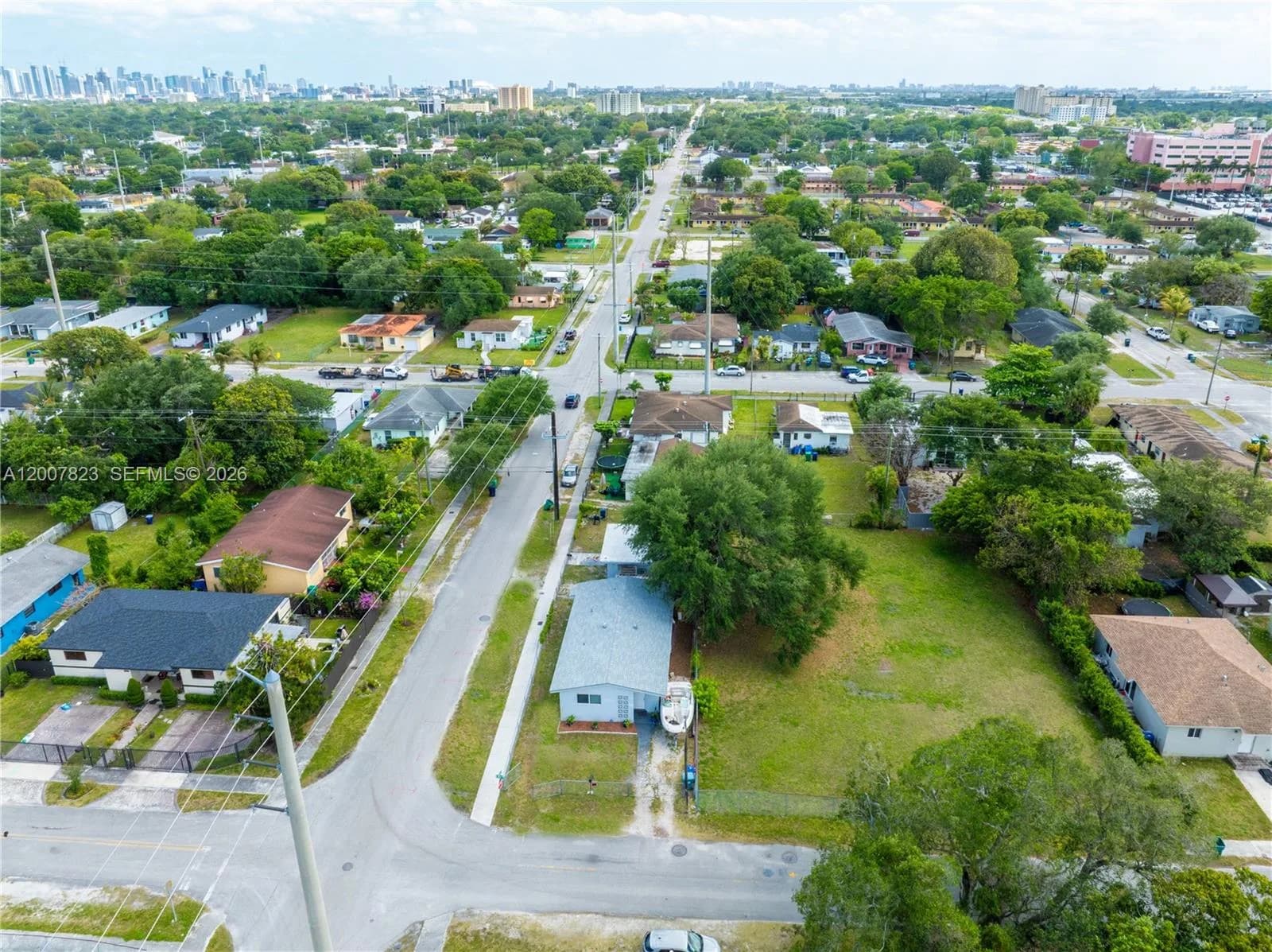 2406 NW 67th St, Miami FL 33147