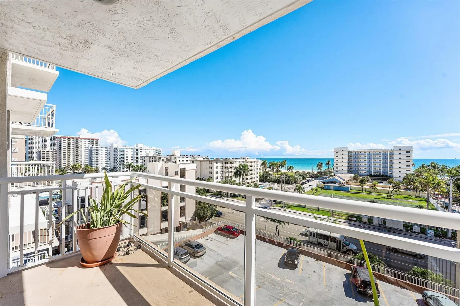 1600 S Ocean Drive # 7h, Hollywood, FL 33019