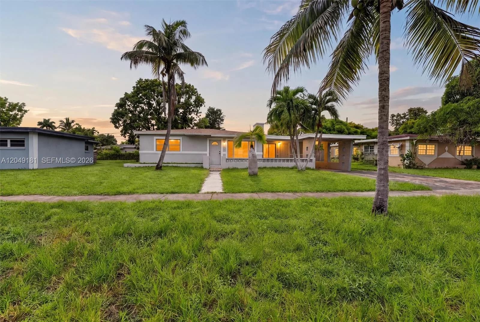 649 W Evanston Cir, Fort Lauderdale, FL 33312